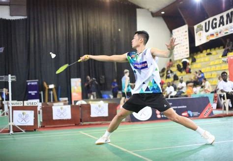 Asiatiska Spel 2003: En Triumf för Vietnamesisk Badminton och En Stilla Vändpunkt i Am Phuongs Karriär