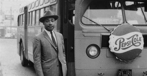  The Montgomery Bus Boycott: Defiance Against Segregation and the Rise of Civil Rights